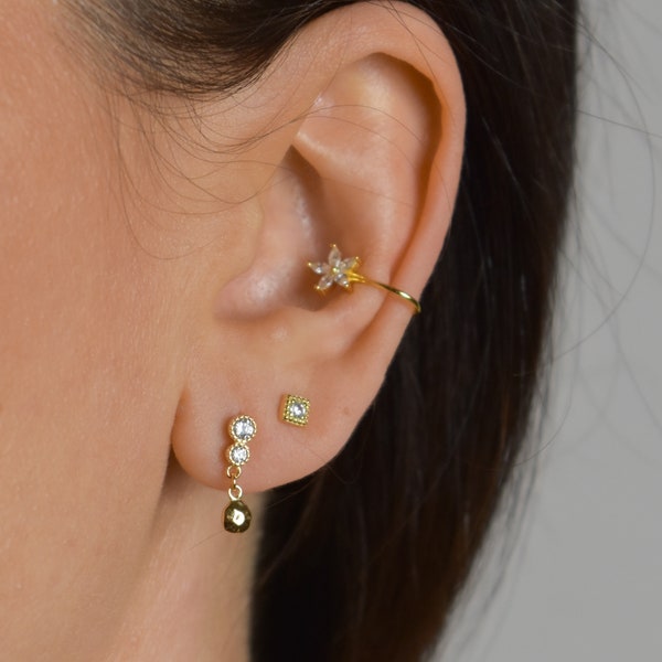 Boucles d’oreilles avec pendentif or * petites boucles d’oreilles argent * boucles d’oreilles CZ en or * minimaliste * bijoux en or * boucles d’oreilles fines en argent CZ