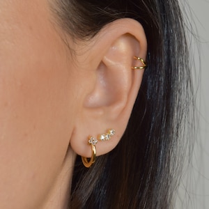 Drei Sterne CZ Ohrstecker gold * winzige Ohrstecker * Feiner CZ Ohrstecker * Sterling Silber 925 * Ohrstecker gold * Stern Ohrring Silber