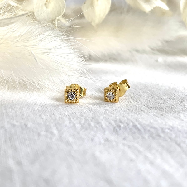 Tiny square ear studs gold * dainty ear studs * Gold CZ ear studs * delicate studs * minimalist * jewelry gold * earring gold * cz earrings