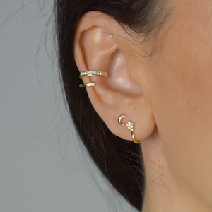 Ear Cuff * dainty Ear Cuff gold * CZ Ear Cuff silver * tiny cuff * minimalist *non-pierced Ear Cuff *Huggie CZ Ear Cuff silver *gold jewelry