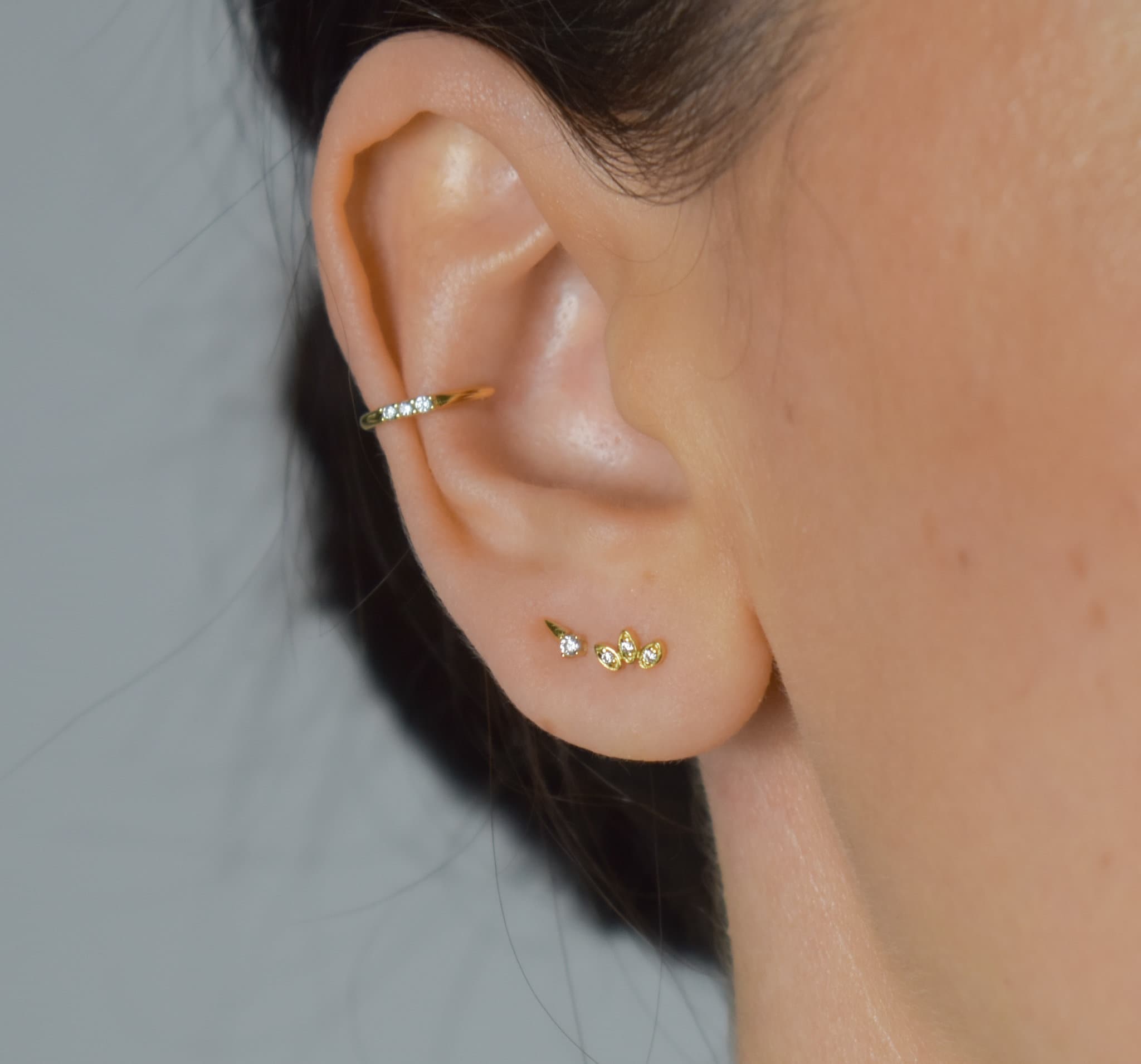 Kleine Ohrstecker Für Zweites Ohrloch Gold Zierliche CZ Ohrstecker Kleine Ohrstecker kleiner Gold CZ - Etsy.de