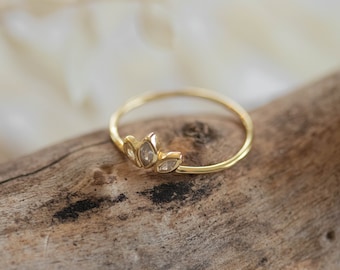 Delicate ring * gold ring with zirconia * minimalist ring * stacking ring gold * thin ring zirconia * gold jewelry * modern stacking rings