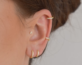 Tiny CZ piercing * Helix piercing * Gold Conch CZ piercing * Sterling Zilver 925 * minimalistisch * Sieraden goud * Tragus Piercing goud