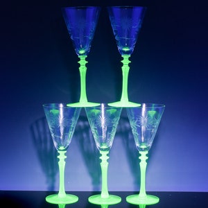 PRICED PER PIECE | Fine Antique Green Vaseline Uranium Glass Etched Floral Sunflower Cornflower Wine Spirit Cocktail Glasses Cups | Glows!