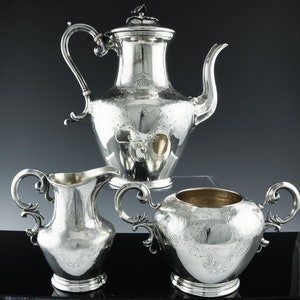 Top Quality 3pc Antique Victorian Siler Plate Flower Figural Finial & Armorial Teapot Cream Milk Jug Sugar Bowl Tea Set Service | Fine Look