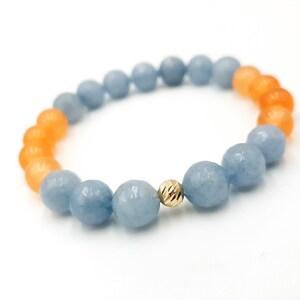 Pulseira de ouro maciço 14K com pedras de jade natural personalizável.
