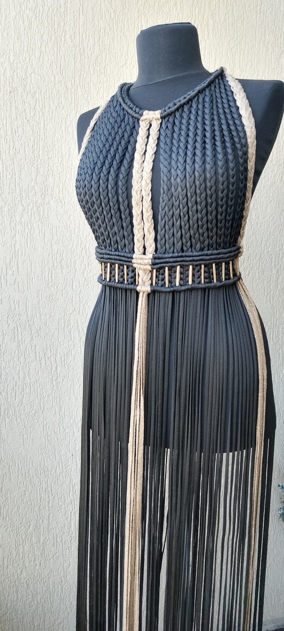 90s fashion fancy dress Black & Gold Gown Betsey Adams