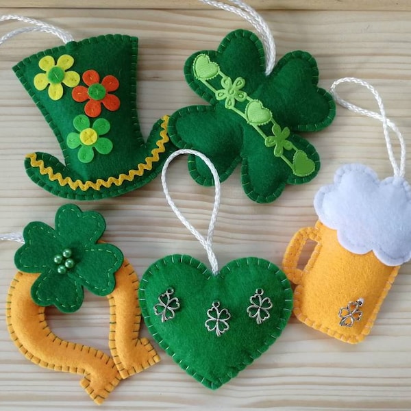 St. Patrick's Day ornaments, Leprechaun hat, Shamrocks, Horseshoes, Set of felt ornaments