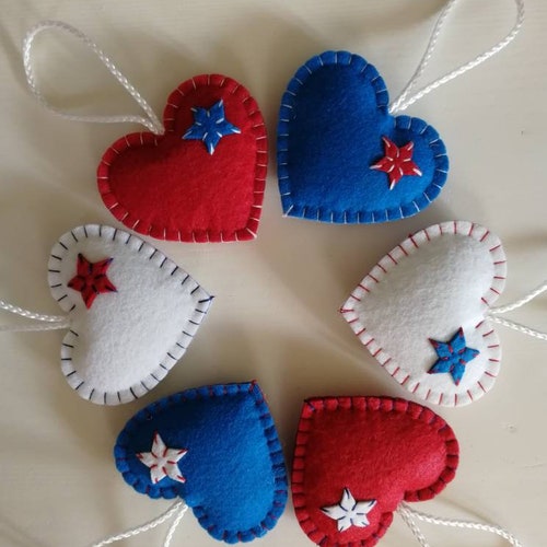 Décoration du 4 juillet, petits coeurs suspendus avec étoiles, décorations en feutre pour arbre patriotique