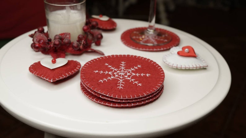 Christmas Felt coasters with snowflake, Winter table decoration Red + white snow.