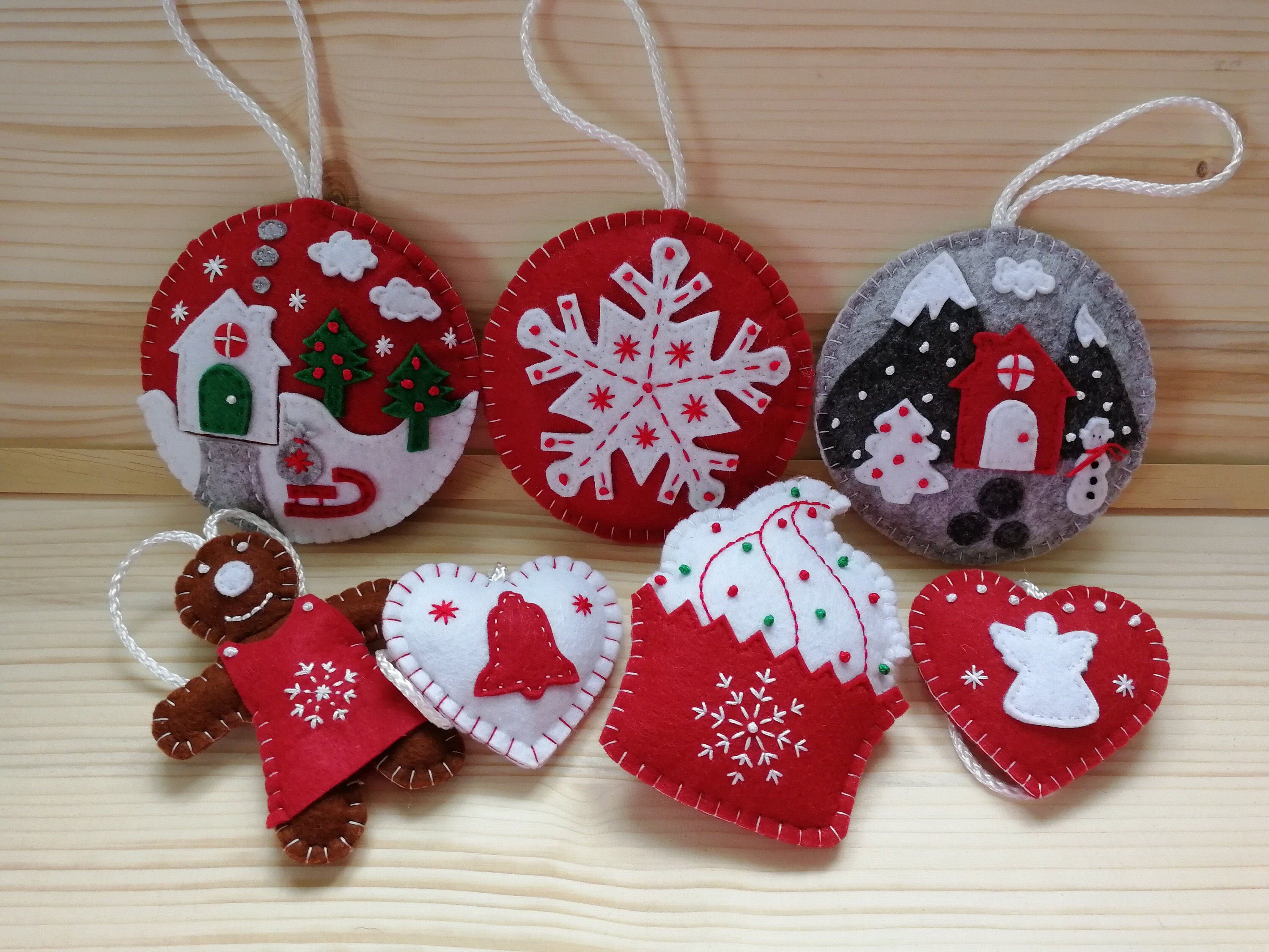 Christmas Country Ornament Lot Red White Felt Fabric Buttons Lace Soft  Romantic