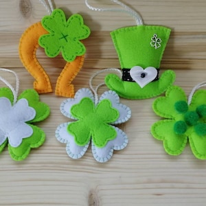 Felt St. Patrick&#39;s Day Ornaments: Shamrock & Horseshoe Decoration