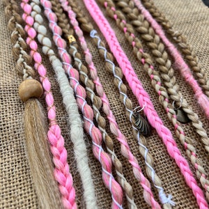 Rosa Viking Dreads • Honungsblond Mix • Clip-in eller hästsvans • Olika hårfärger