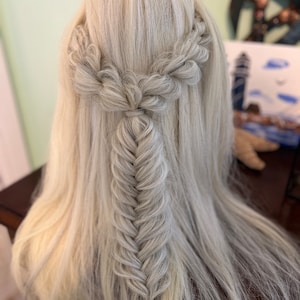 クリップイン ボヘミアンツイスト ウェディング ヘアエクステンション • ルネッサンス ヘアピース • カスタムカラーマッチング • ライトアッシュブロンドで表示