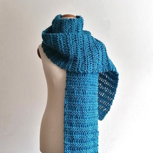 Teal Hand Knit Scarf, 10 Ft Long Wool Winter Scarf, Oversize Christmas Wool Scarf, Long Wool Scarf, Chunky Giant Wool Scarf, Knit Wool Scarf