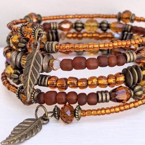 Memory Wire Beaded Bracelet/Wire Wrap/Seed Bead Stacked Bangle/Bohemian Style Jewelry/Topaz and Brown Coloured Bead Bracelet