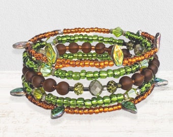 Memory Wire Wrap Bracelet. Autumn Fall Stacked Bead Bangle. Seed Bead Coil Bracelet in Brown and Green