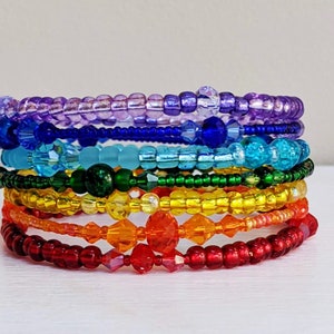 Rainbow Memory Wire Bracelet/Colourful Wrap Seed Bead Bracelet/Multicoloured Glass Bangle/Gay Pride/LGBT