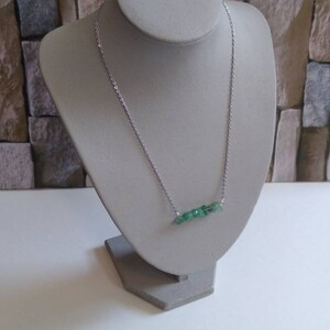 Green aventurine crystal chip charm necklace