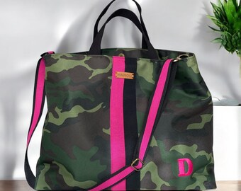 Borsa shopper camouflage mimetica donna – personalizzabile con banda e iniziali ricamate – tessuto tecnico impermeabile – Made in Italy