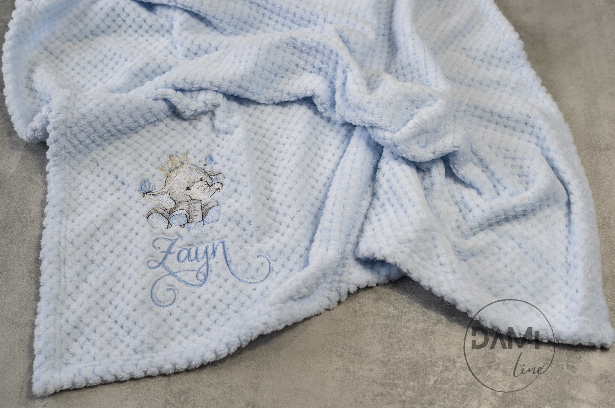 Ninnaoh - Baby Boys Blue Babygrow, Bib & Blanket Set