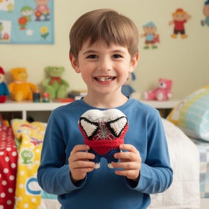 Almofada com estampa de dente de super-herói (aranha)