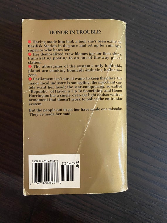 Honor Harrington: On Basilisk Station – David Weber Sci-Fi Book