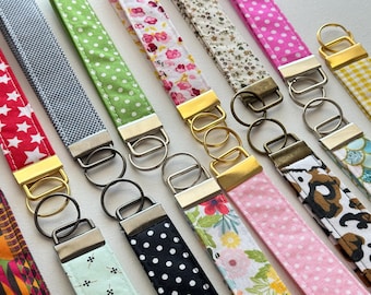 Wristlet Keychain Silver Key Fob Lanyard Modern new car gift keychain for woman New Car Keyfob Gift