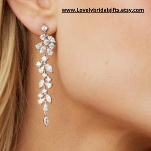 Crystal Bridal drop Earrings Chandelier Silver Earrings Crystal Earrings Crystal  Earrings Silver Bridal Jewelry Silver bridesmaid earrings