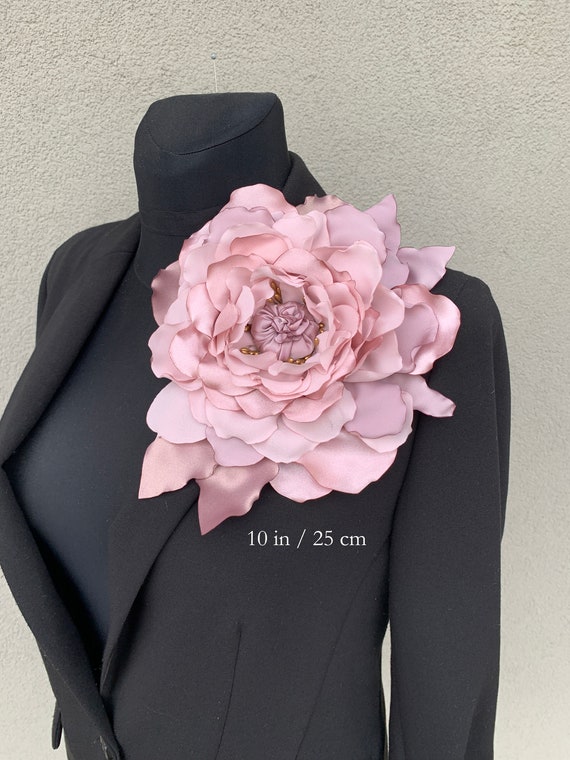 IMINI 160mm Fleur De Rose En Satin De Soie Délicate Grandes Broches Extra Larges Épingles à Revers En Tissu Broche Pour Femme Fête De Mariage Banquet Robe Costume Vêtements Accessoires Cadeaux (Beige