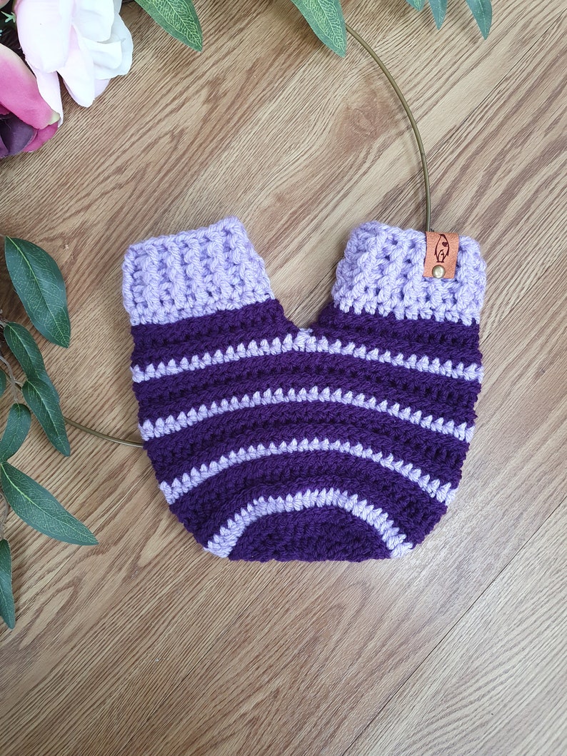 Hold my Hand mitten, digital pattern only, crochet mitt, couples mitten, double mitten, hand holding mitt. Novely mitten pattern. image 3