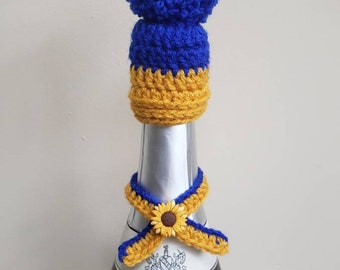 Crochet bottle topper *PATTERN*with poem, classic bottle buddy, mini crochet hat & scarf, bottle hat, mini hat crochet pattern
