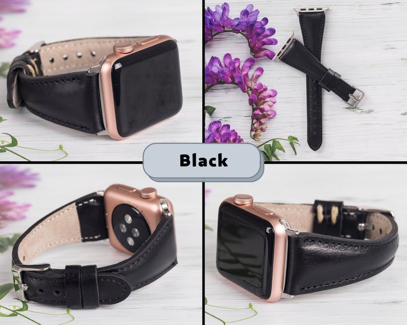 Puede incluir: Banda de reloj Apple de cuero negro con una esfera de color oro rosa. La banda se muestra sobre una superficie blanca con flores moradas.