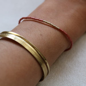 minimalist Pearl bracelet
