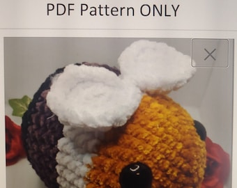 CROCHET PATTERN - NonBEEnary, Nonbinary Bee, Bee, Velvet Bee