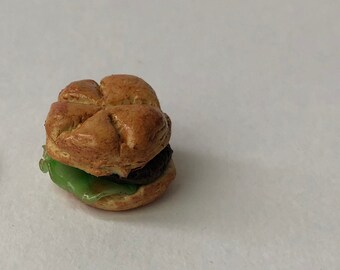 Dollhouse Miniature 1:12 Scale Hot Dogs /& Hamburgers Ready for Grilling