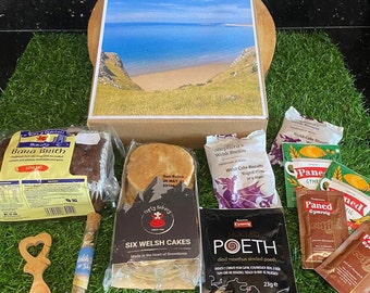 Wales in einer Box | Walisische Geschenkbox | Geschmack von Wales | Kuchen | Walnusskuchen | Liebeslöffel | Liebeslöffel | Waliser Tee | Coffi | Kaffee | Schokolade