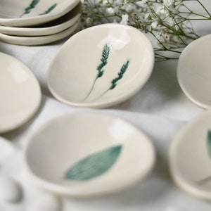 Customizable favors, handmade ceramic plates with imprinted flowers and leaves, handmade favors, READ THE DESCRIPTION image 4