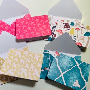 Set of 4 Blank Note Cards/Thank You Cards/Just Because/Thinking of You/Envelopes