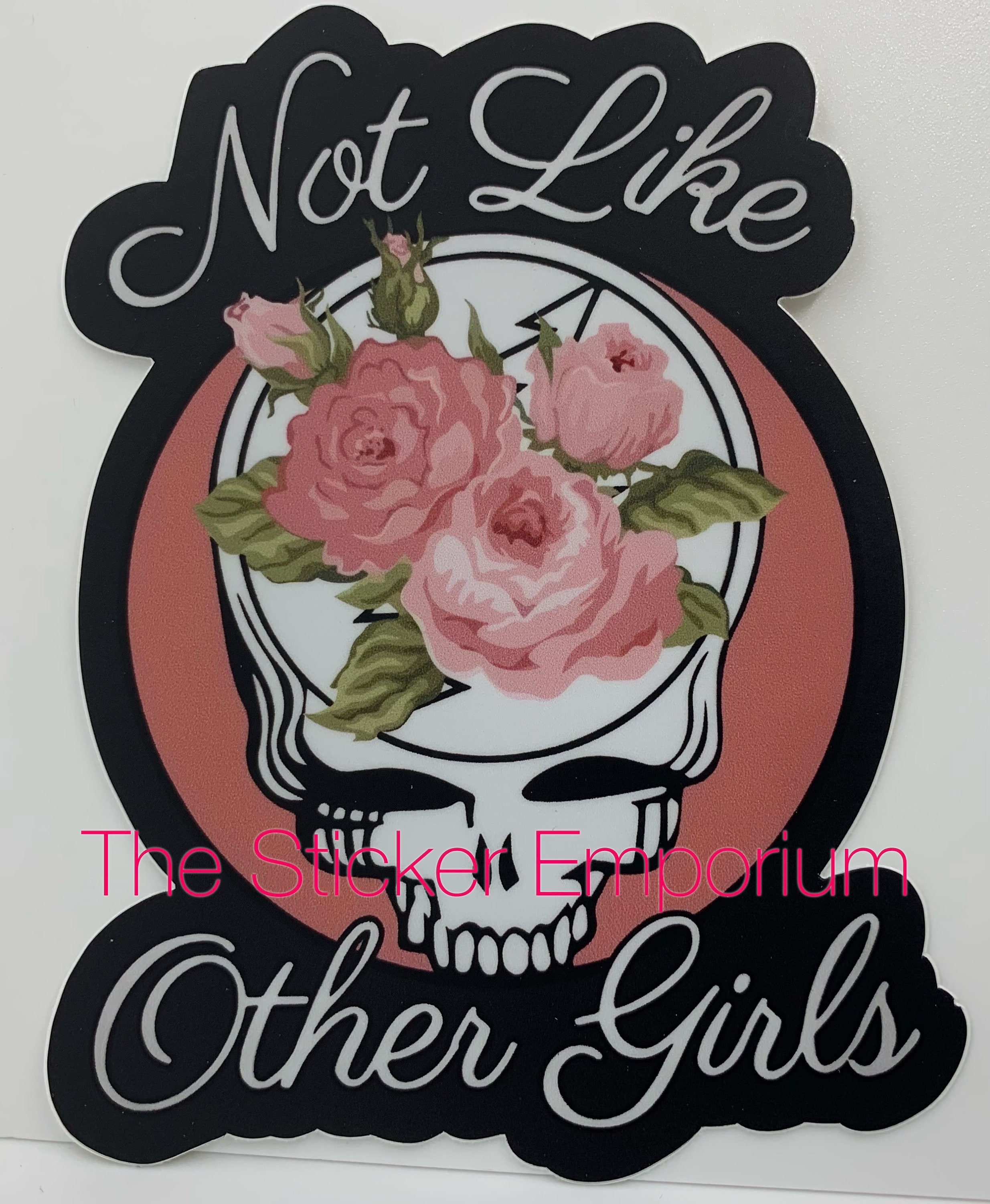 T-shirt Noir Manches Courtes 'Not Like Other Girls' - Paillettes Et Strass - Taille S à 3XXL - Fait Main US