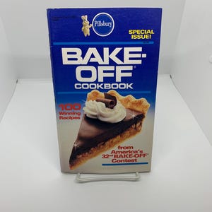 Vintage 1986 32nd Pillsbury Bake Off Cook Book Pamphlet Booklet Paperback Cookbook 100 Prize winning Recipes