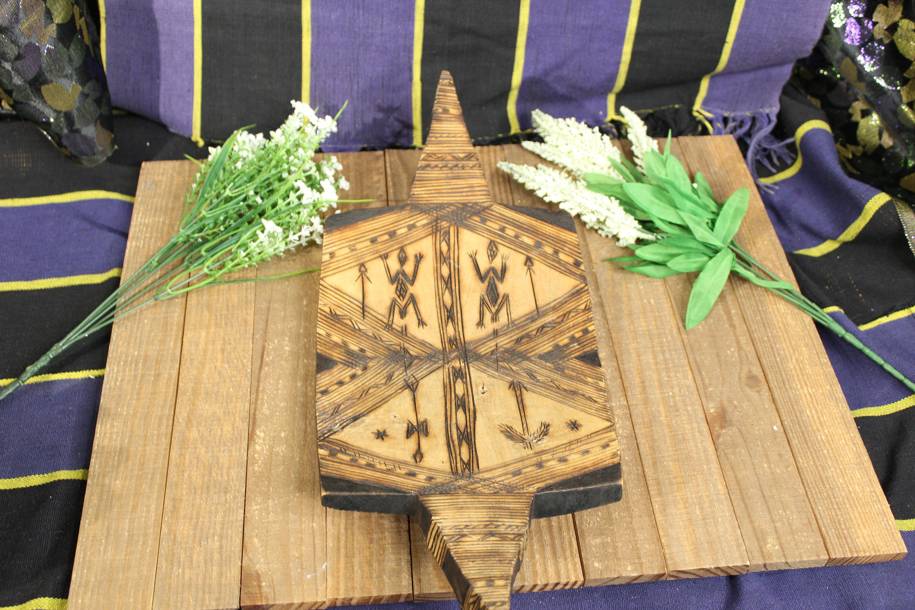 African Wooden Head Tote Board Laundry Basket Carrier and Decorative