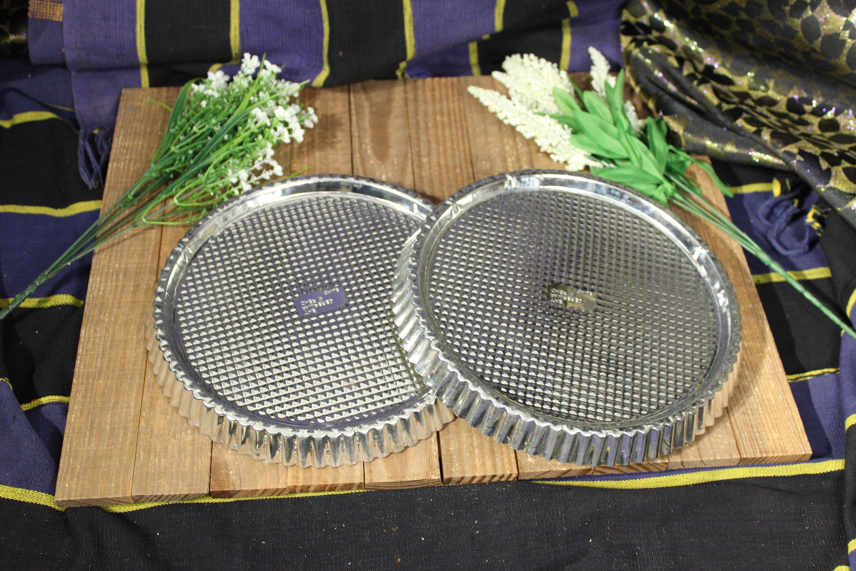 Pampered chef top flan pan