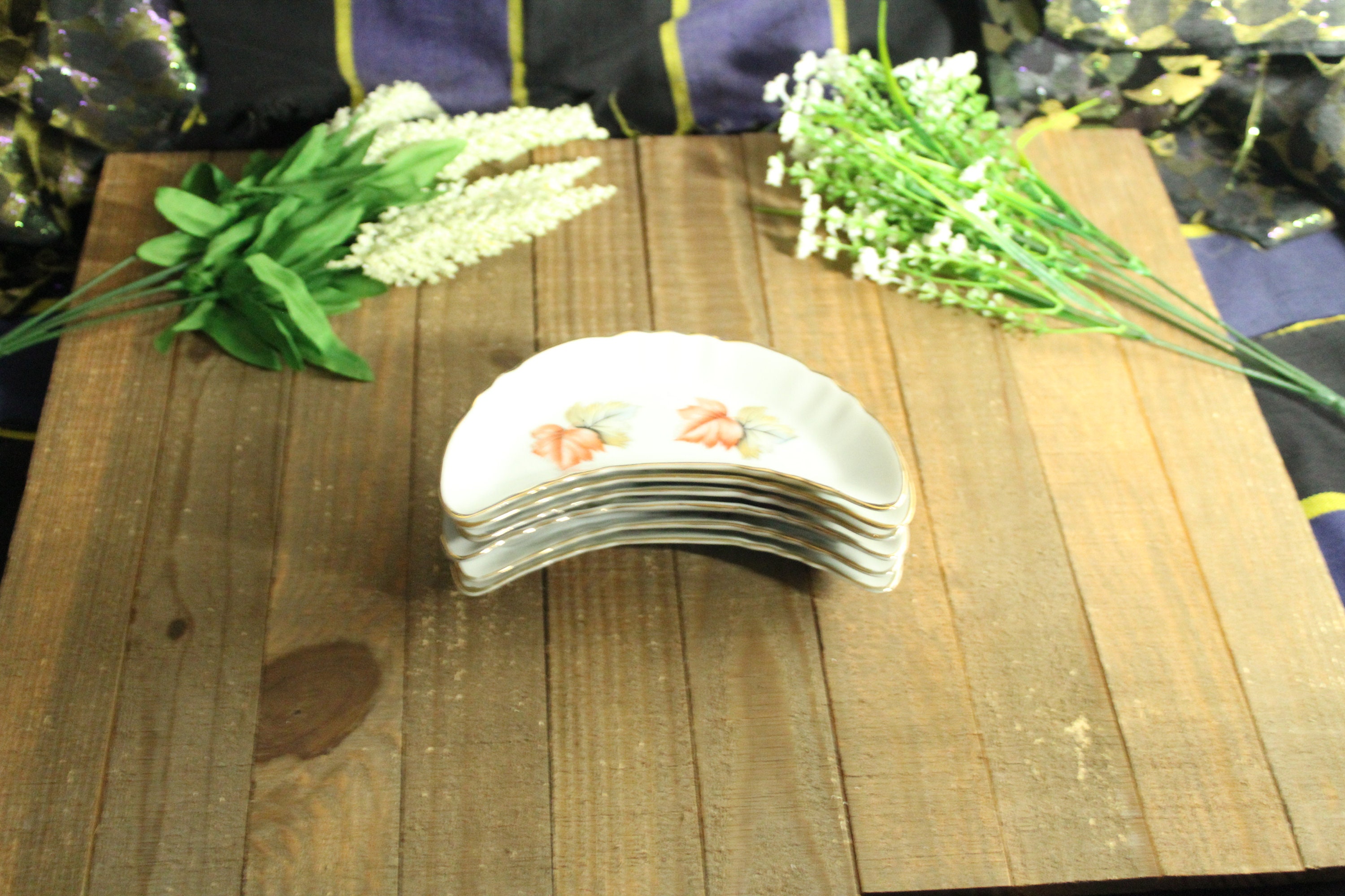 Glazed Half Moon Horderves Ceramic Tea Time Serving Bone China Dishes