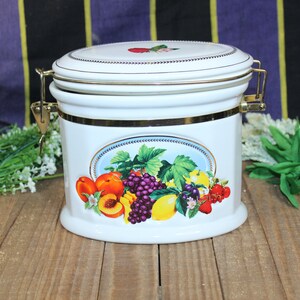 Knott&#39;s Berry Farm Fruit Print White Ceramic Flour Canister