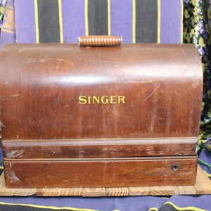 Antique Singer Sewing Machine Singer 15 Black With Gold Pheasant Motif Cast  Iron My40yearcollection 
