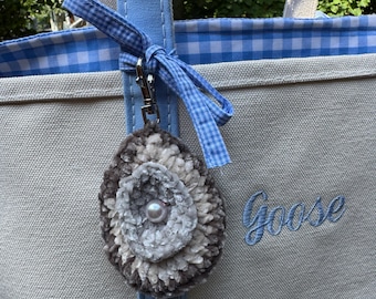 The Oyster Keychain - CROCHET PDF PATTERN