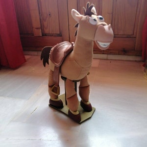 Bullseye Stand Custom Replica