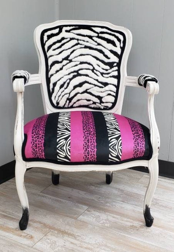 Antelope print chair sale