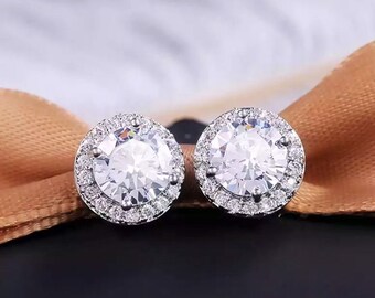 2.5 carat lab created diamond
